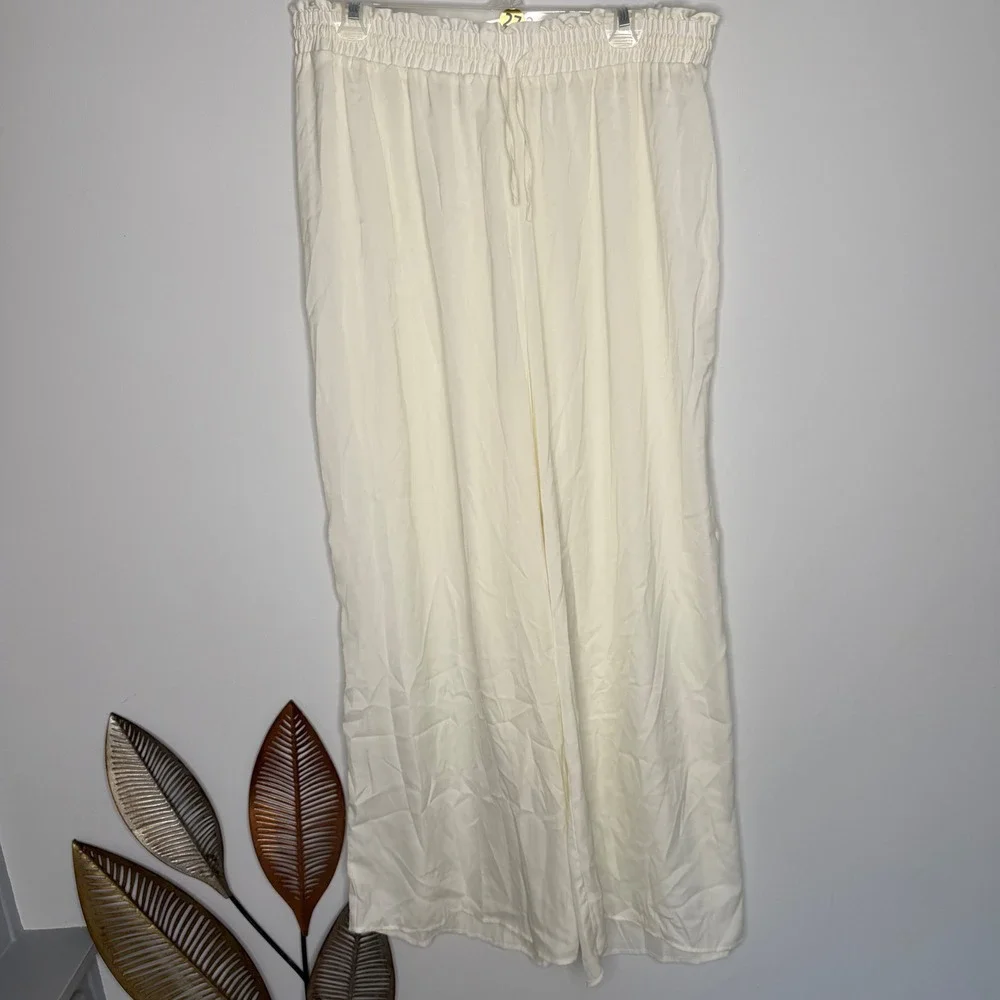 A19‎ Summersalt White Wide Leg Smocked Drawstring Pants Recycled Polyester Large